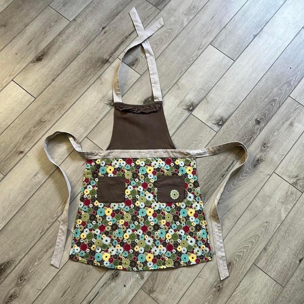 Thirty-One Kids’ Apron